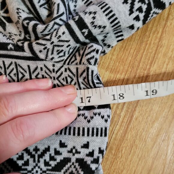 Talbots Sweater Top Womens Medium Petite Black Gray Fair Isle Nordic Turtleneck - Picture 9 of 13